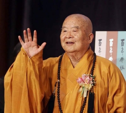 Khai thị của Đại sư Tinh Vân cho giới tử xuất gia ngắn hạn